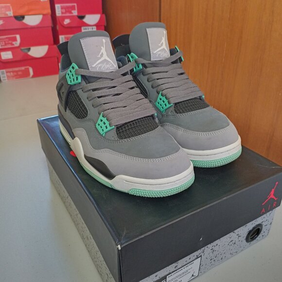 Size 10.5 - Jordan 4 Retro Green Glow 2013 OG box excellent condition - Picture 4 of 11